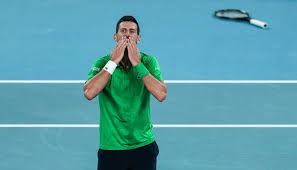 阿莫里姆：我知道我的名字不是图赫尔，不是孔蒂，也不是穆里尼奥，但我是曼联的主教练，未来十八个月或者董事会决定换帅之前，情况都会是这样。 来源：utdreport